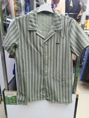 Quality Casual Men Cuban Knitted Collar Shorts Available