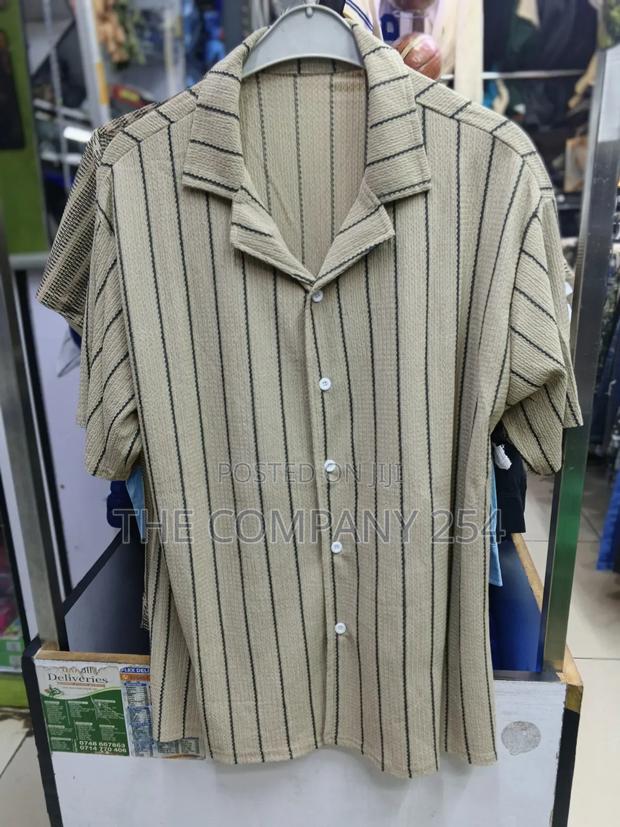 Quality Casual Men Cuban Knitted Collar Shorts Available - thumbnail 3