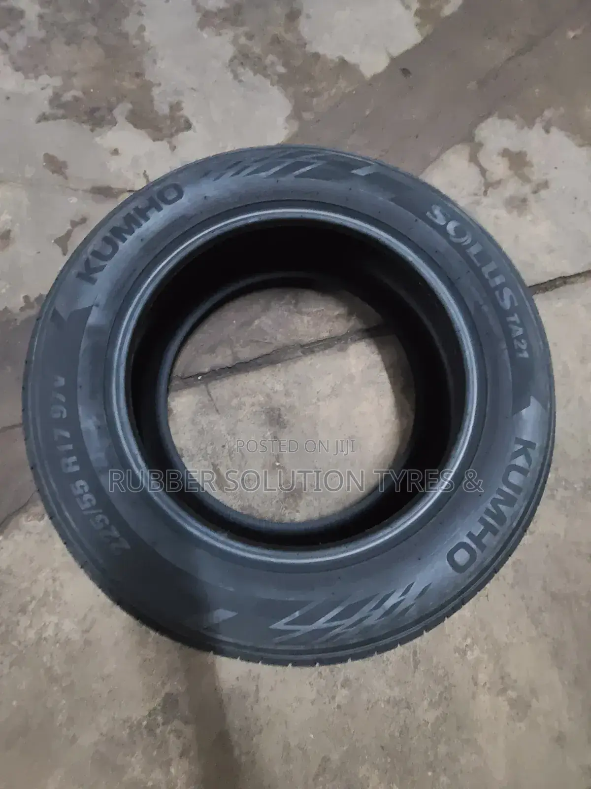 225 /55 R17 Kumho Tyres 97v Solus Ta21
