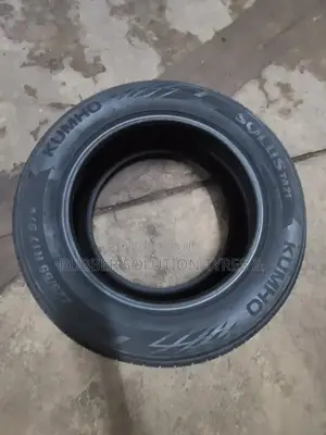 225 /55 R17 Kumho Tyres 97v Solus Ta21