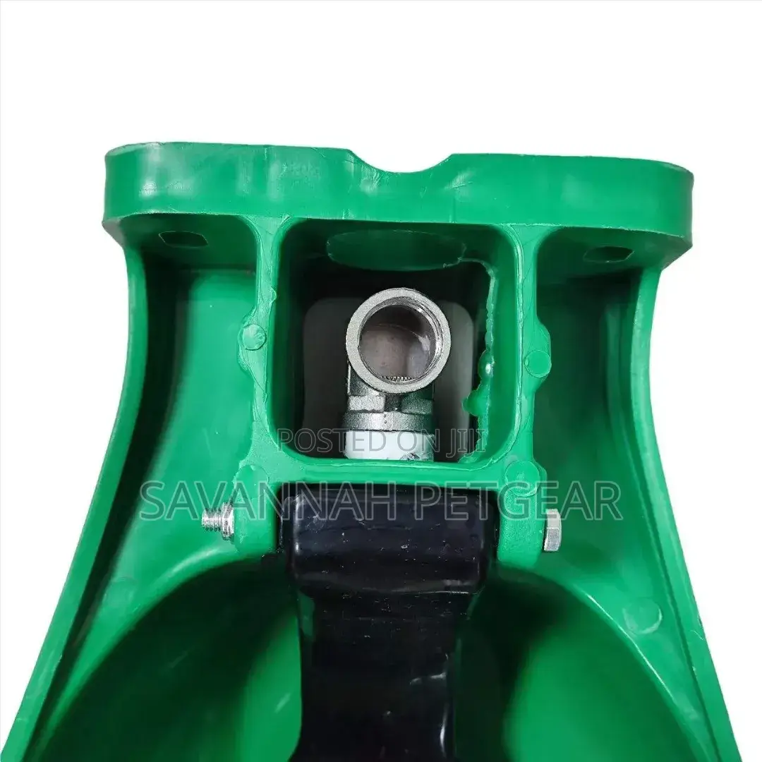 Durable Plastic Automatic Cattle Drinking Bowl