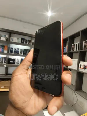 Apple iPhone XR 64 GB Red