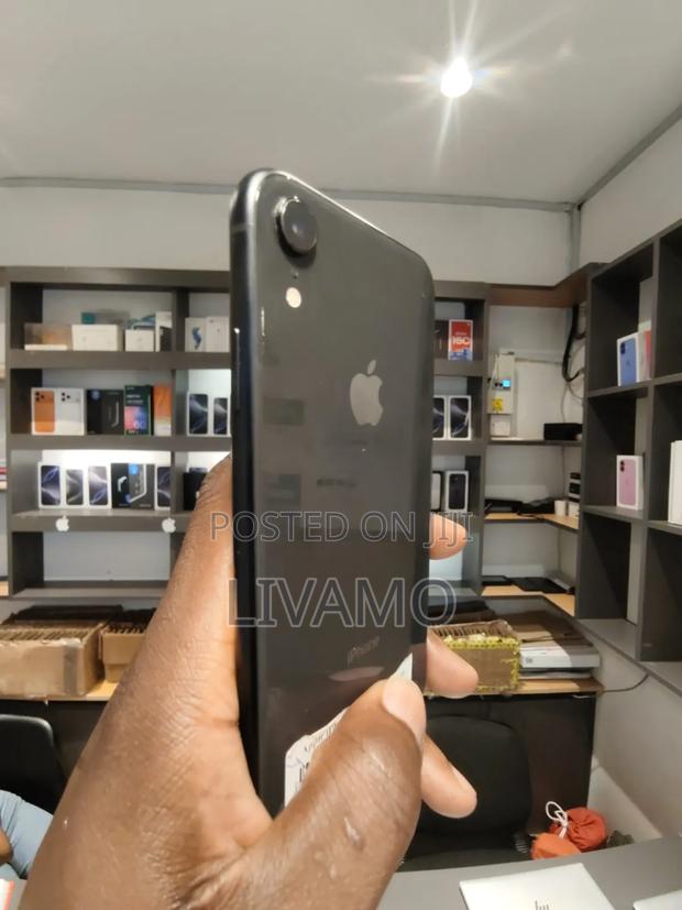 Apple iPhone XR 64 GB Black - thumbnail 5