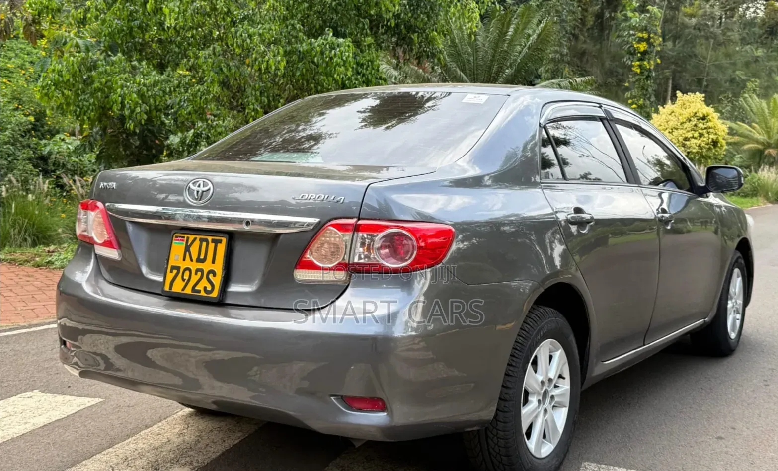 Toyota Corolla 2012 Gray