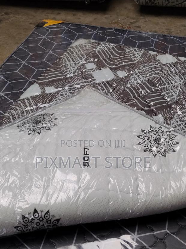 Homecomfort 4 by 6 Mattress Topper Soft Support