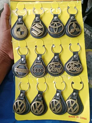 Circular Metal Different Car Logos Tea Dropped Shape Key Straps Holder