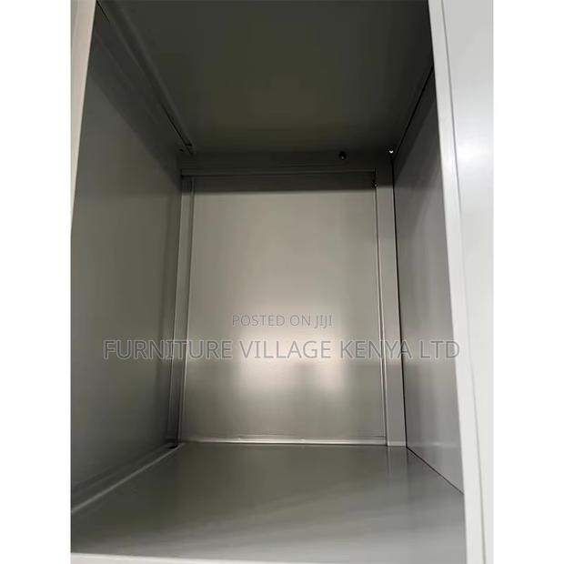 12-Door's Secured Metallic Filling Locker Cabinet - thumbnail 5
