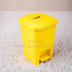 30l Hard Plastic Reliable Daily Use Step Pedal Waste Garbage Dust Bin