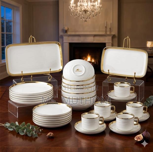 32-Piece White Porcelain Dinner Set Ft a Ribbed Texture Gold Accents