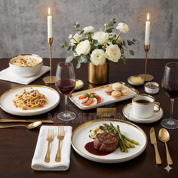 32-Piece White Porcelain Dinner Set Ft a Ribbed Texture Gold Accents - thumbnail 2