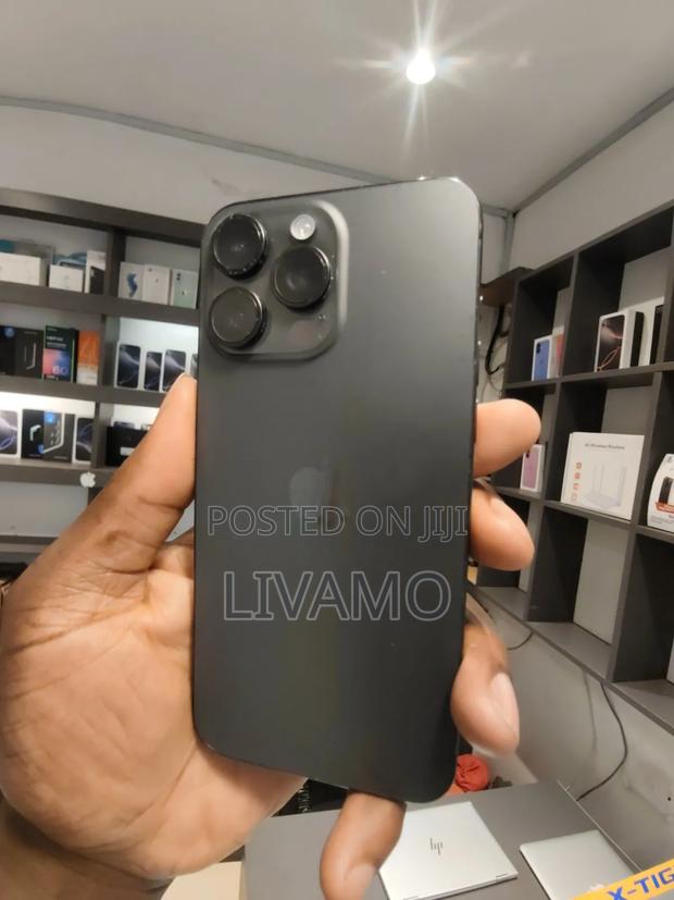 Apple iPhone 15 Pro Max 512 GB Silver