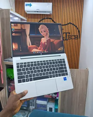 Laptop HP ProBook 640 G8 8GB Intel Core i7 SSD 256GB