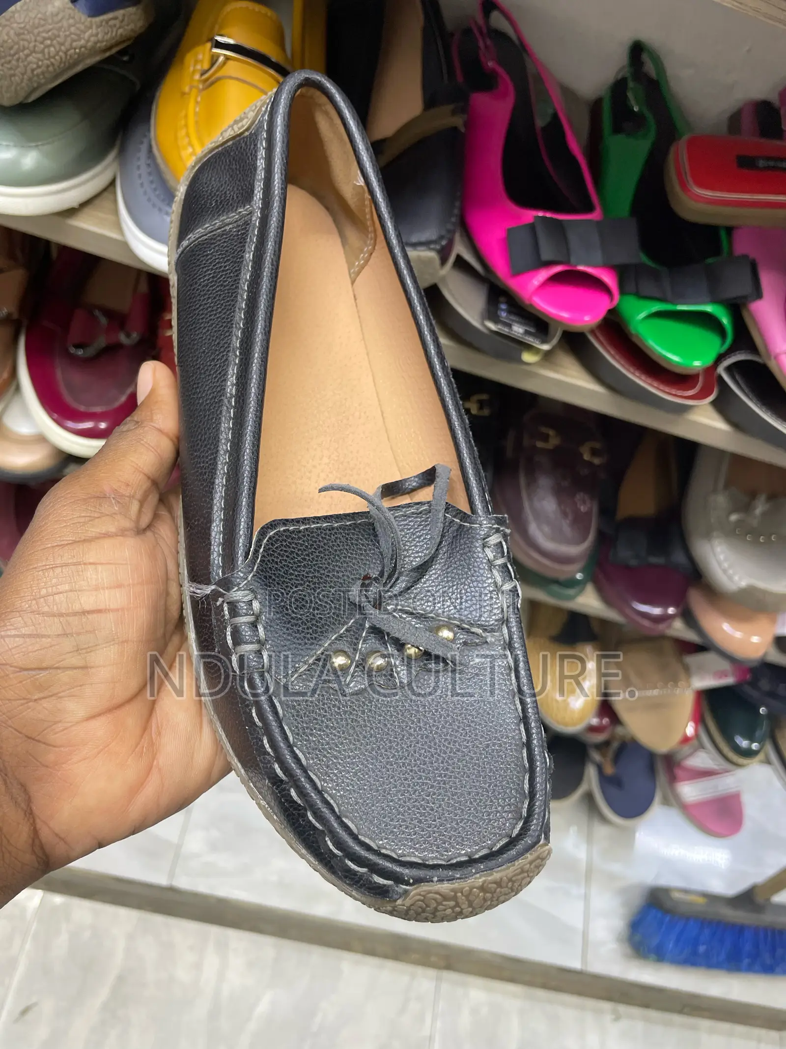 Ladies Fashion Leather Loafers