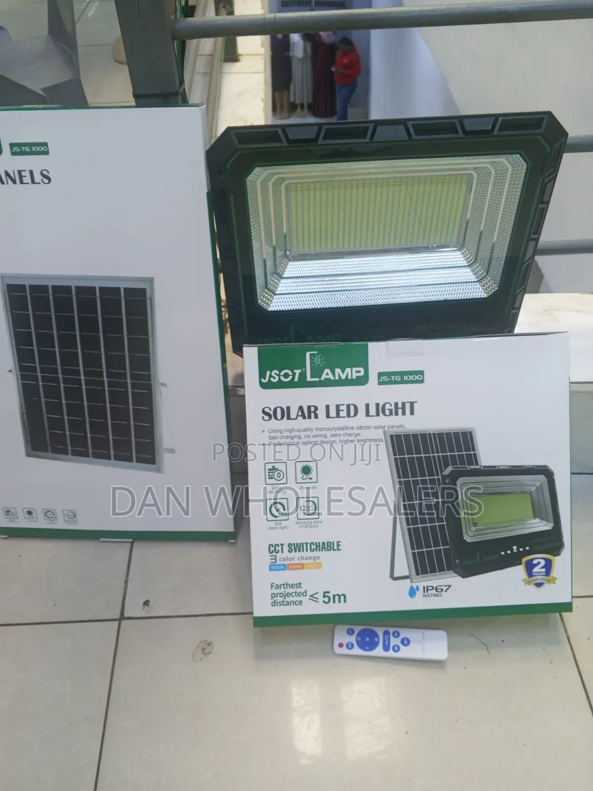 Jsot 1000watts Floodlight With Monocrystaline Solar Panel