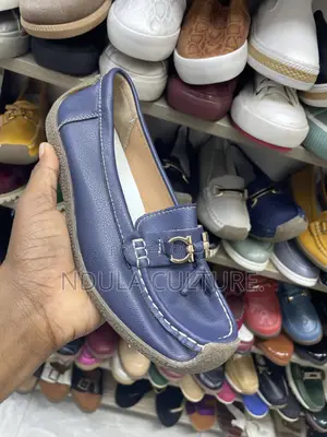 Ladies Fashion Leather Loafers