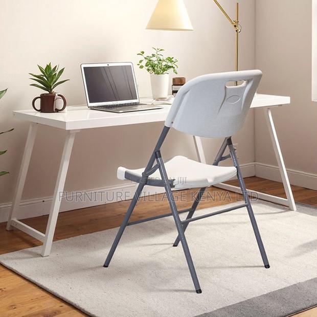 Foldable Armless Student Plastic Chair - thumbnail 6
