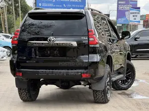 Toyota Land Cruiser Prado 2.7 2021 Black