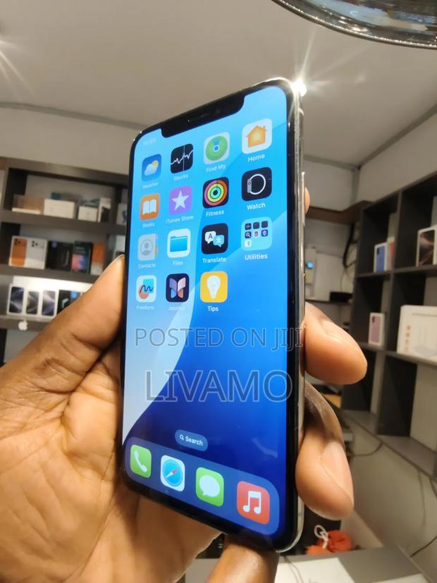 Apple iPhone XS 64 GB Black - thumbnail 6
