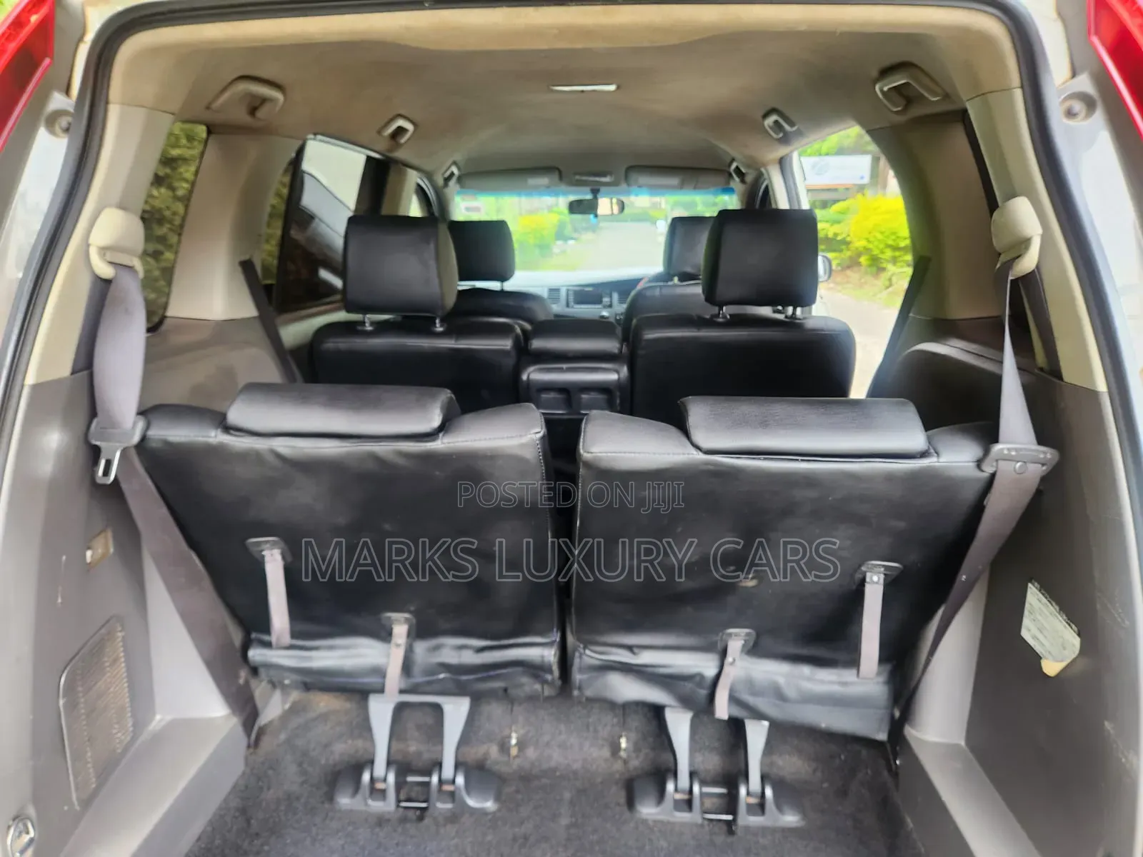 Toyota ISIS 2006 White
