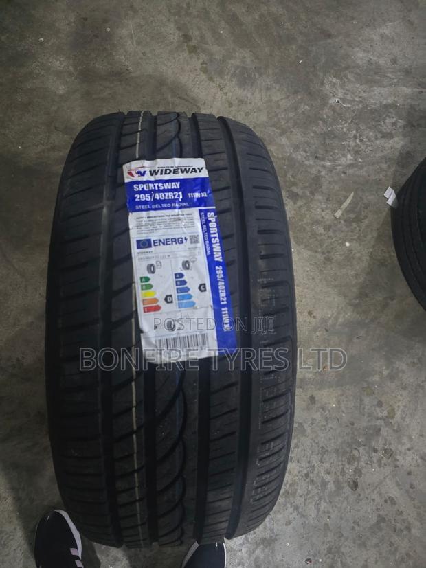 295/40zr21 Wideway