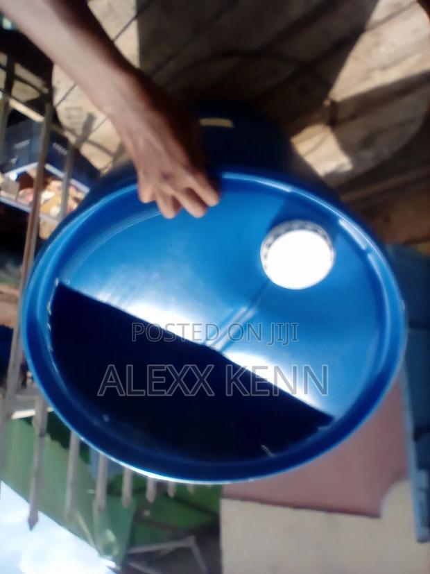 Durable 275kg Rated Plastic Drum – Half-Cut - thumbnail 2