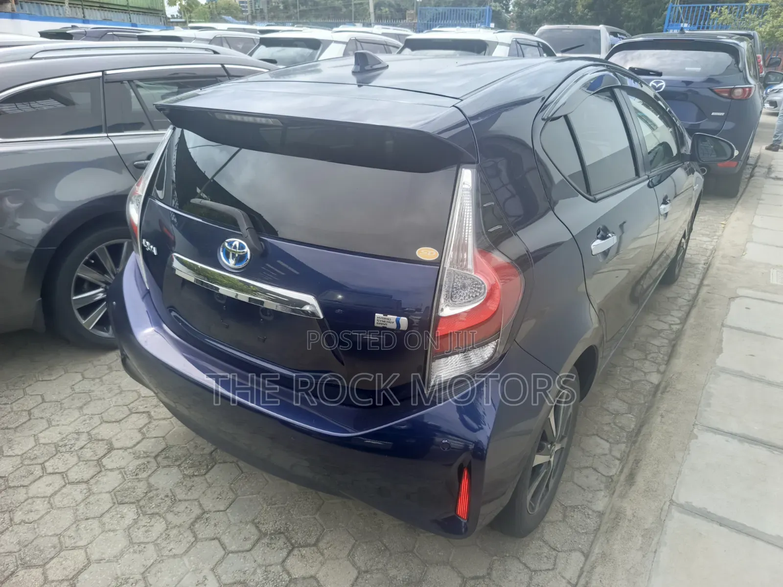 Toyota Aqua 2019 Blue
