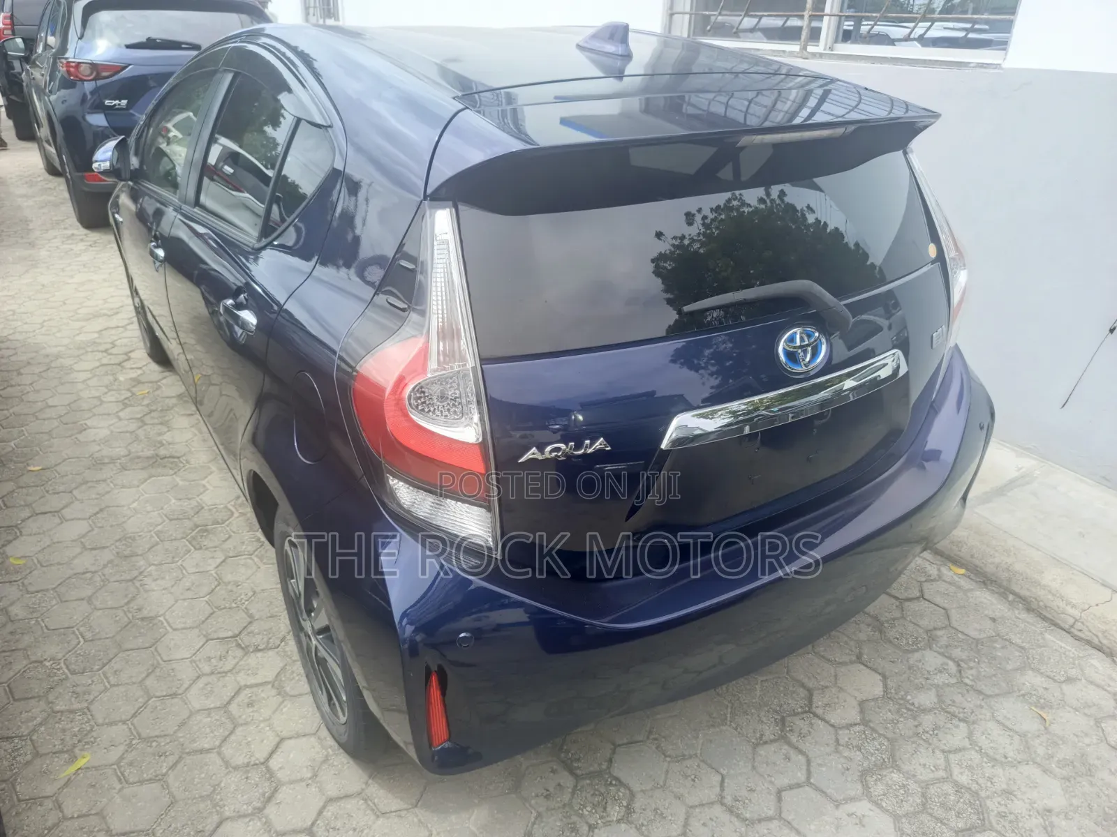Toyota Aqua 2019 Blue