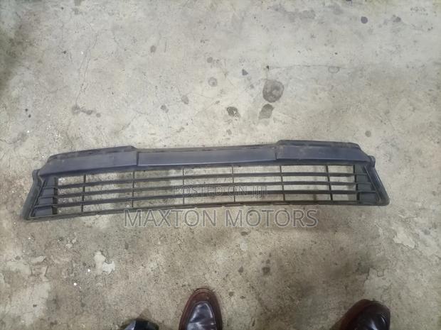 Axio/Fielder 161 Lower Grille - thumbnail 2