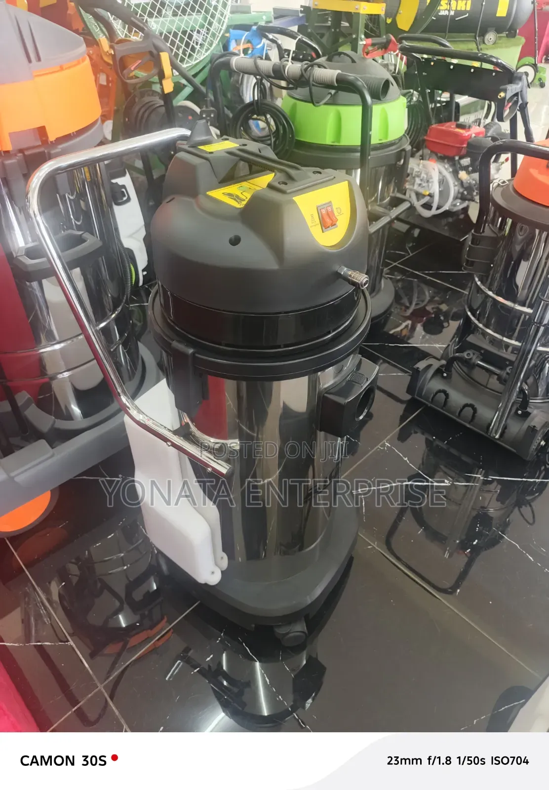 Aico Commercial 2 in 1 40l Carpet Cleaner + Vacuum Cleaner