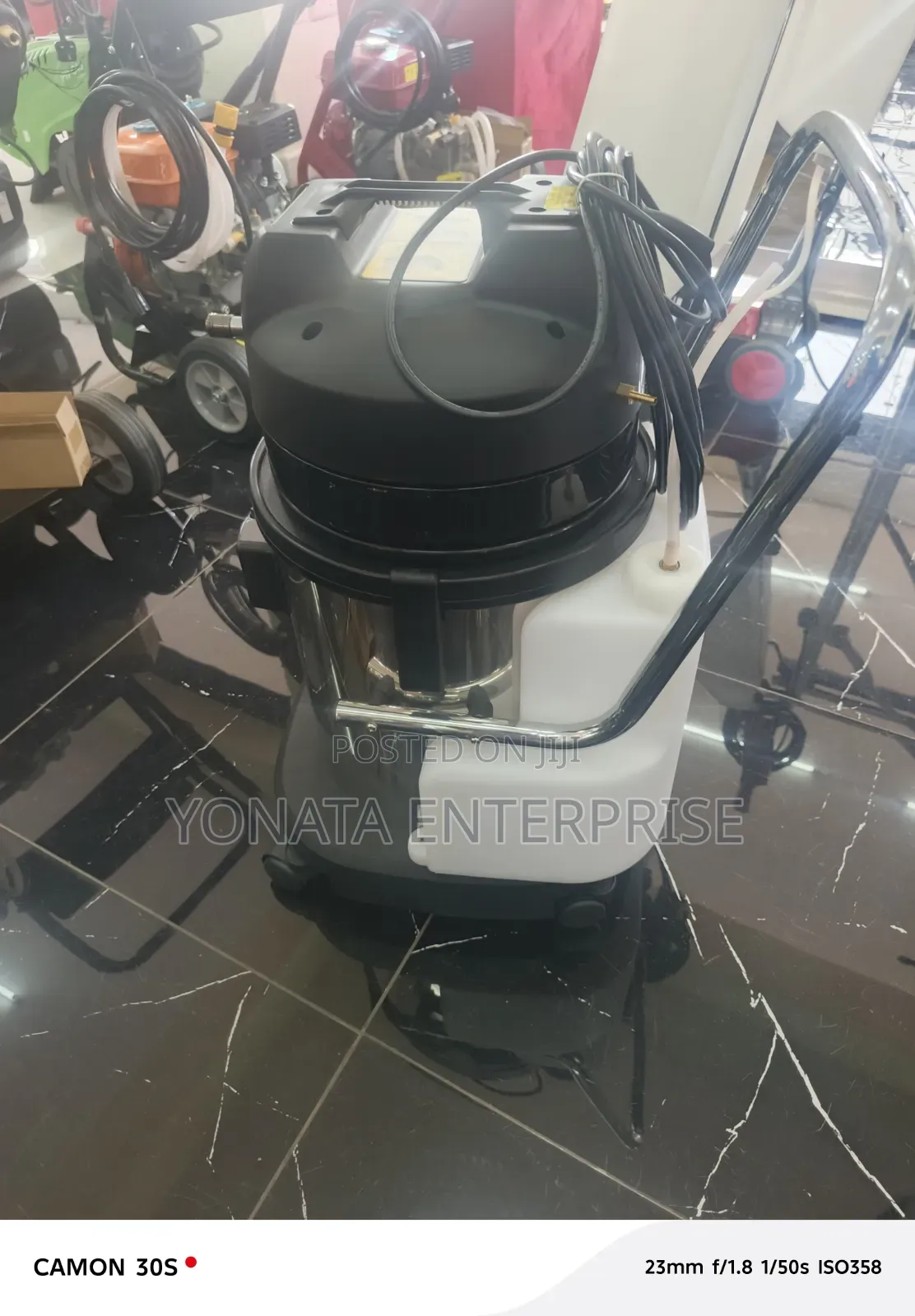 Aico 2 in 1 20ltrs Commercial Carpet Cleaner Machine