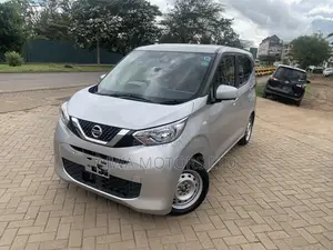 Nissan Dayz 2020 Silver