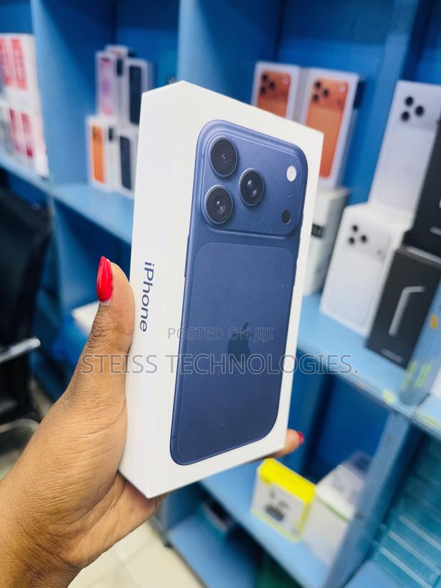 New Apple iPhone 17 Pro 256 GB Blue - thumbnail 5