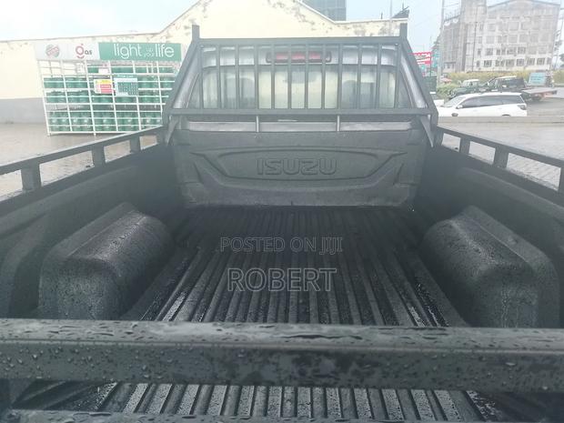 Isuzu D-MAX 2014 - thumbnail 5