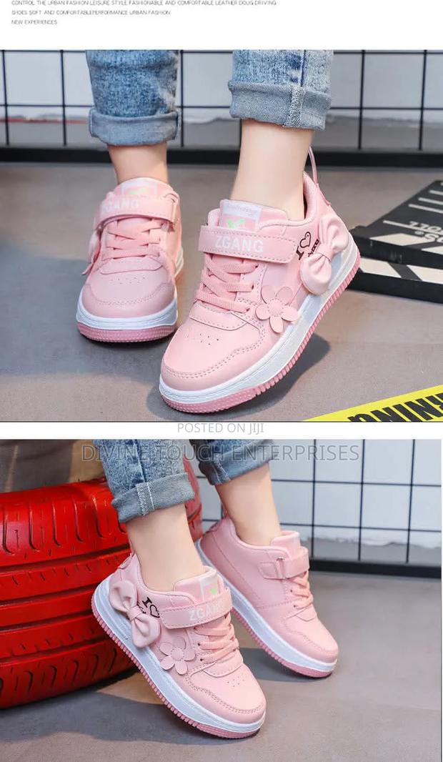 Girls Sneakers