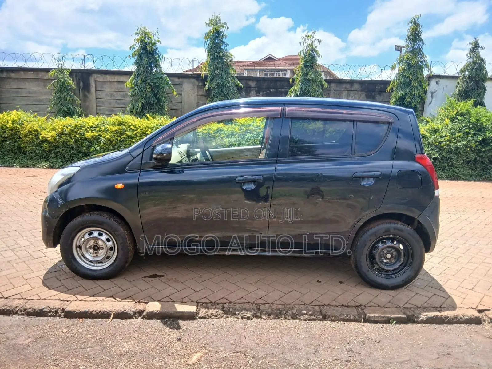 Suzuki Alto 1.0 2012 Black