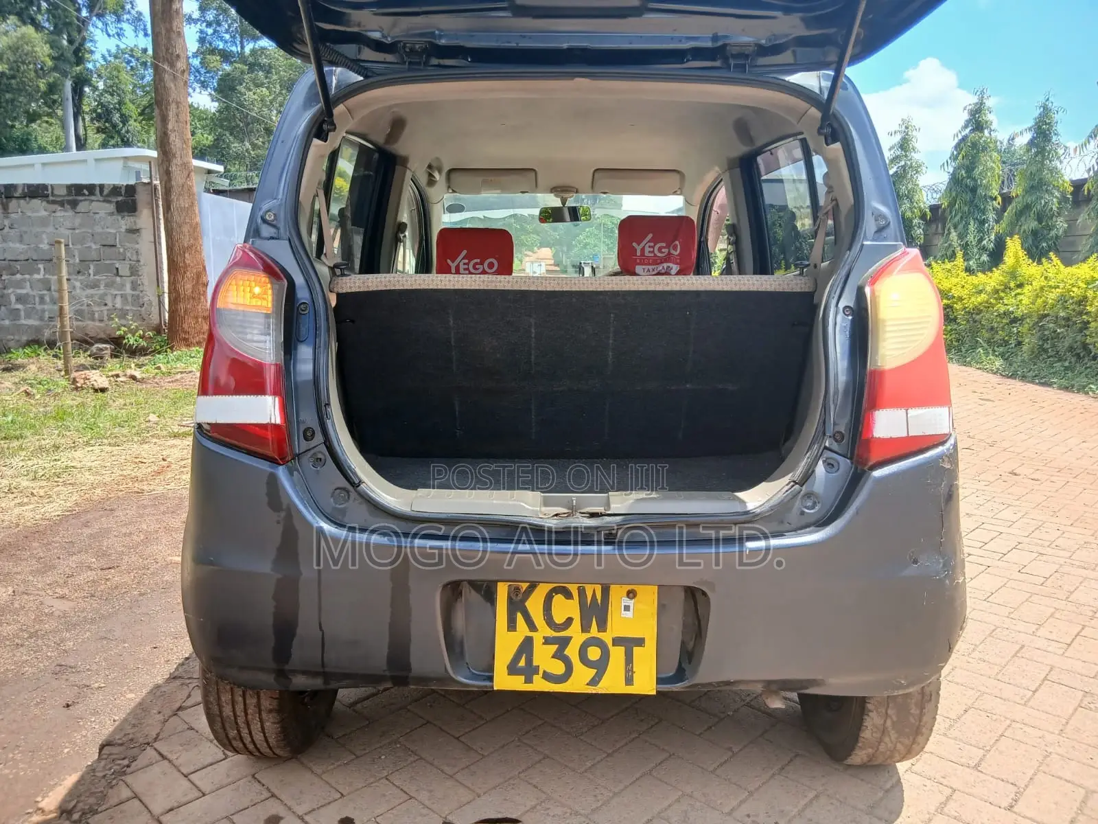 Suzuki Alto 1.0 2012 Black