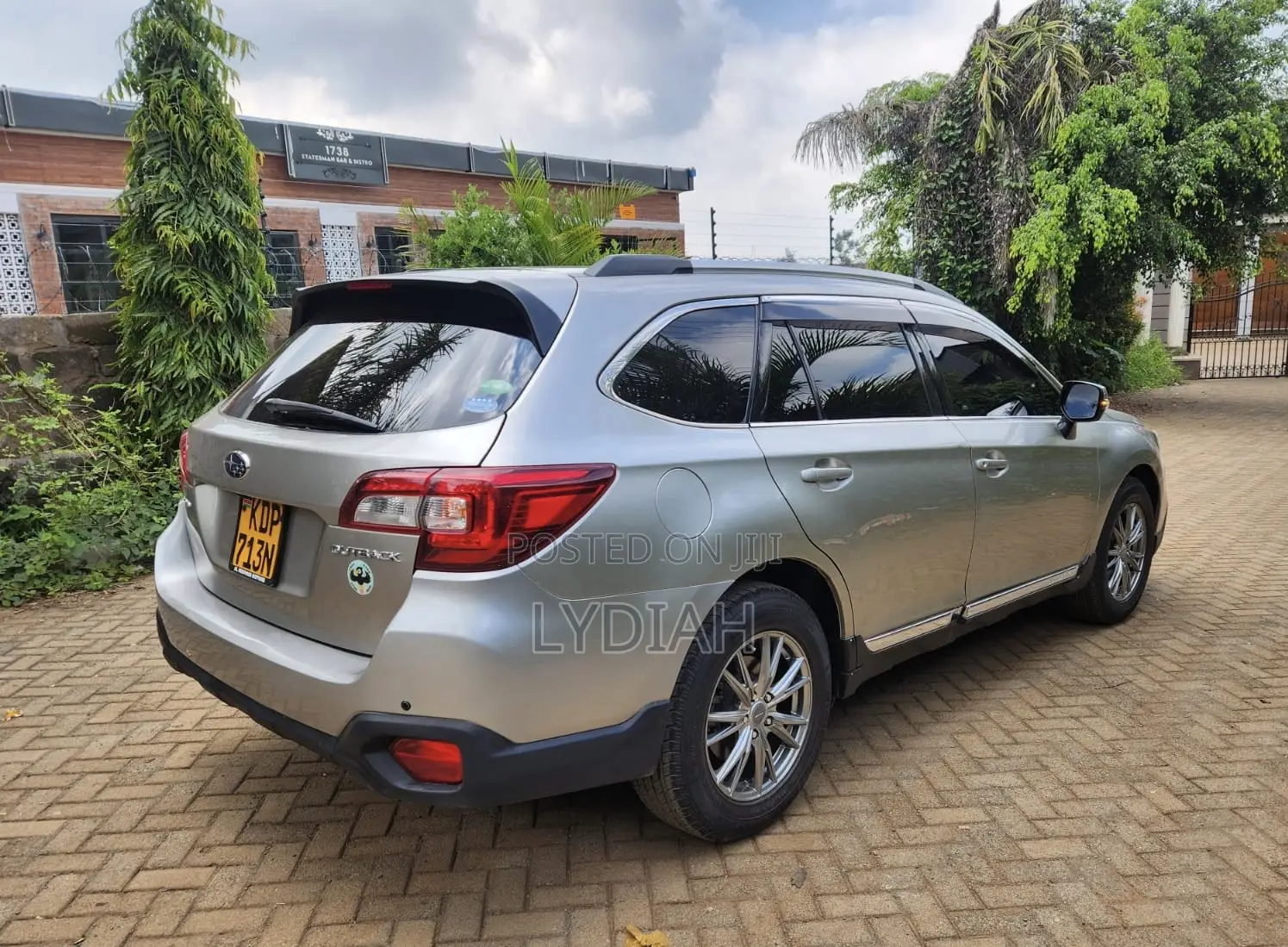 Subaru Outback 2016 Gold