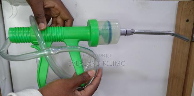 Green Automatic Drenching Gun - 70 Ml