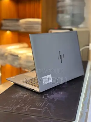 Laptop HP ZBook Firefly 14 G10 16GB Intel Core i7 SSD 512GB