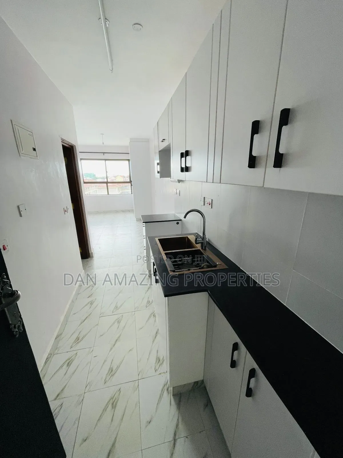 1bdrm Bedsitter in Ngong Rd, Racecourse for rent