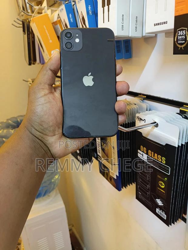Apple iPhone 11 256 GB Black - thumbnail 4