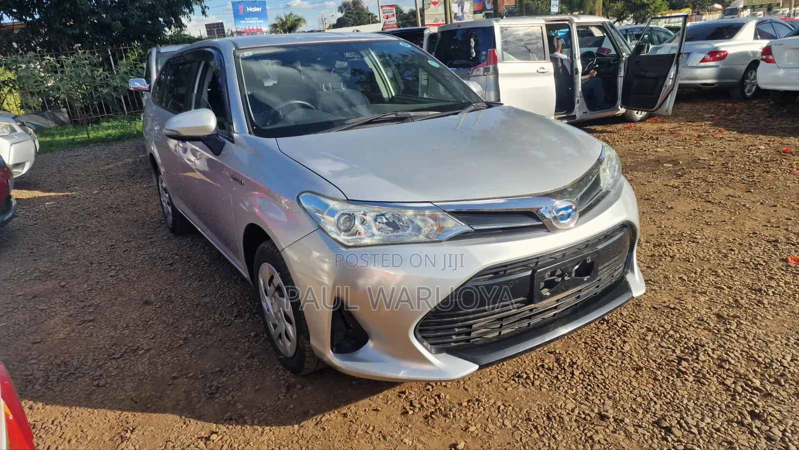 Toyota Corolla Fielder 1.5 Hybrid FWD 2020 Silver