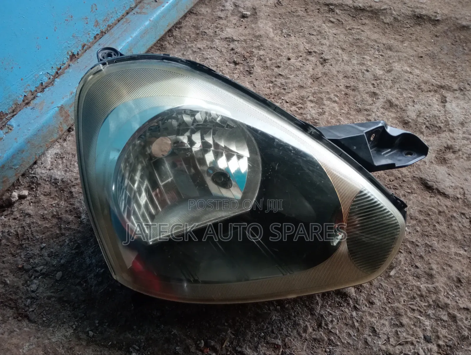 Daihatsu Mira Headlamp (Right)