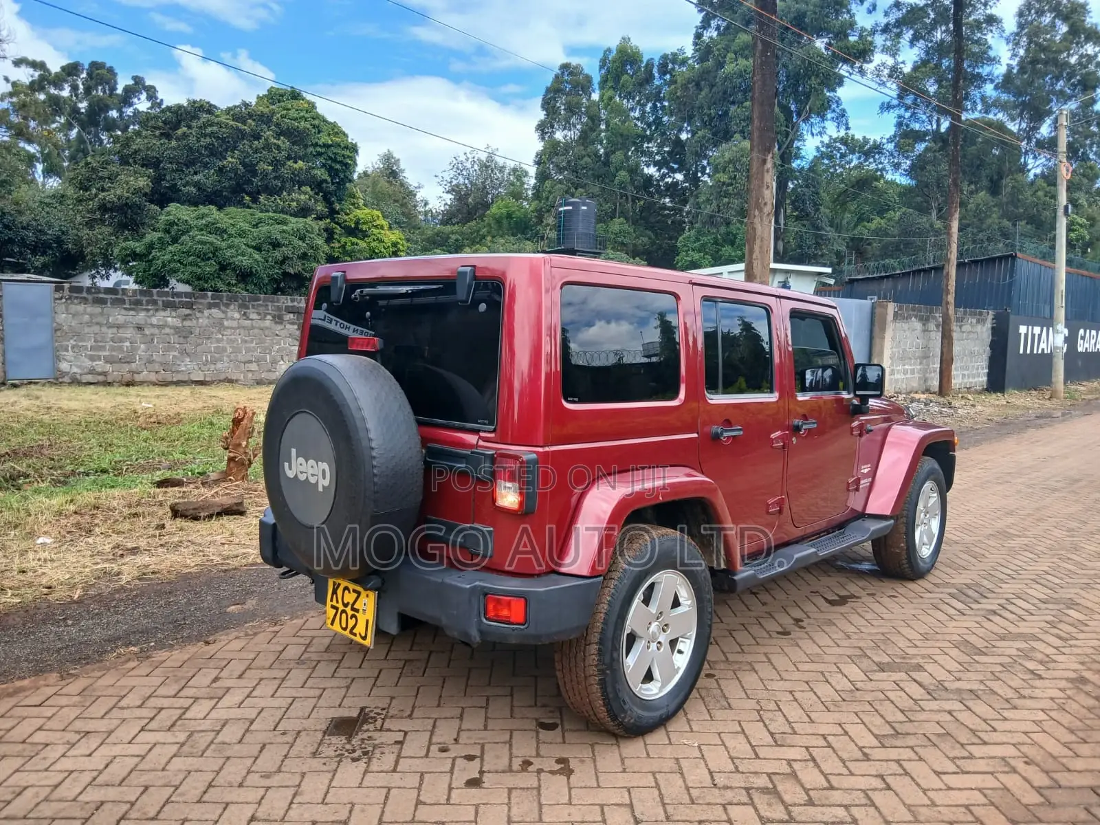 Jeep Wrangler 2012 Maroon