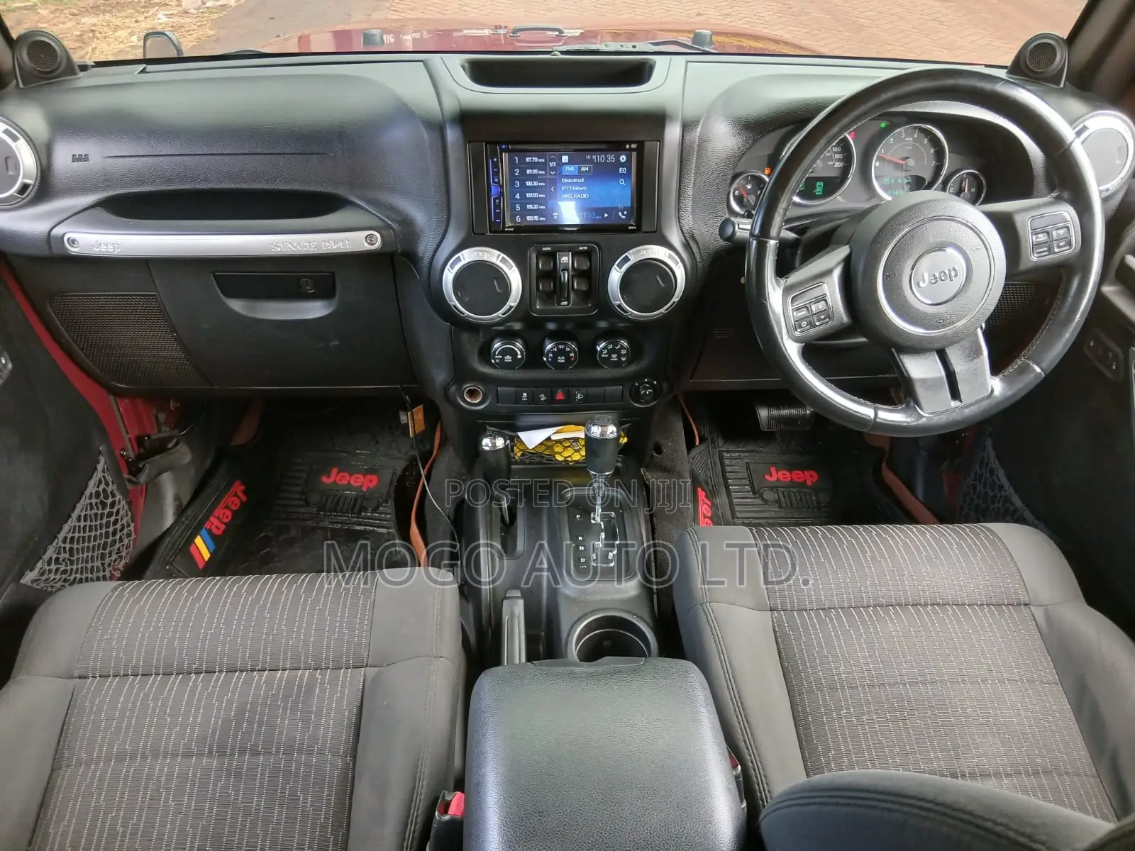 Jeep Wrangler 2012 Maroon
