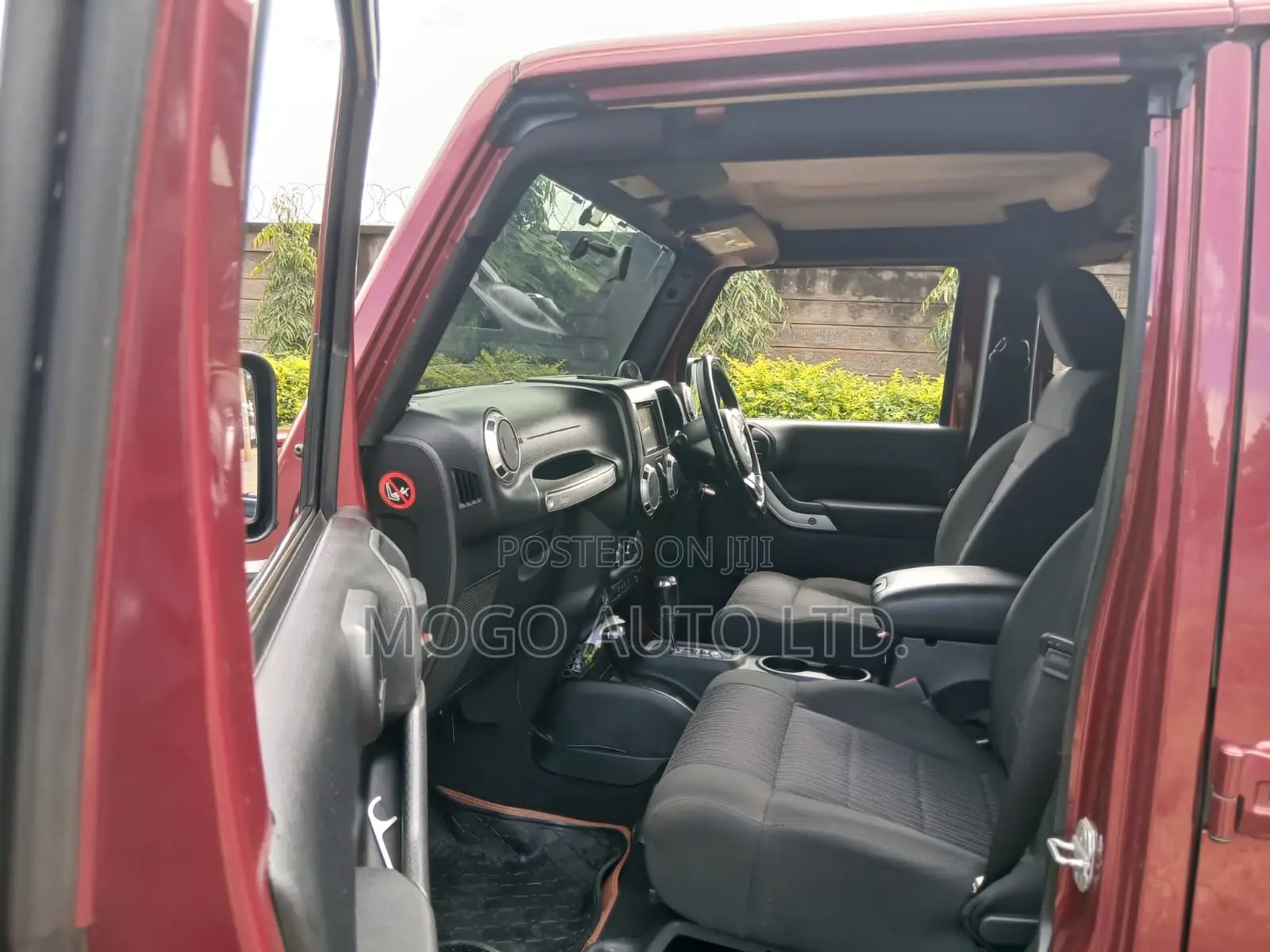 Jeep Wrangler 2012 Maroon