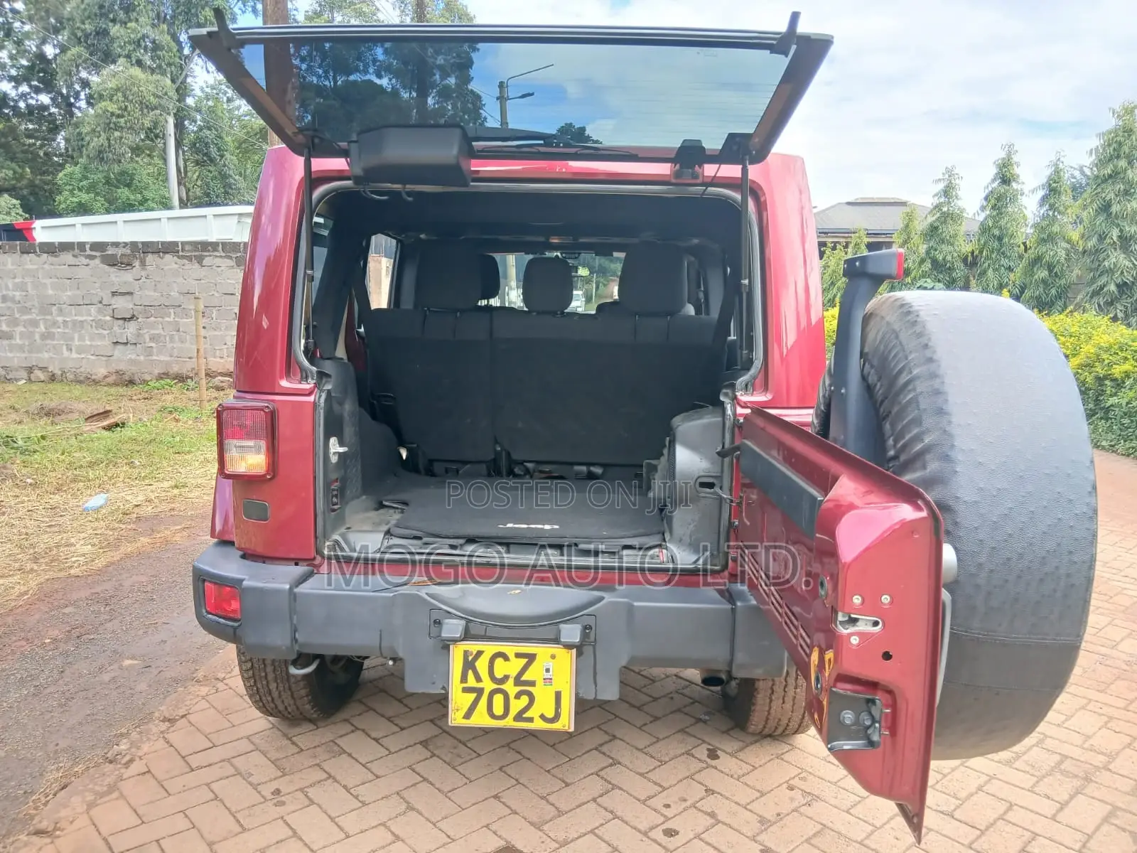 Jeep Wrangler 2012 Maroon