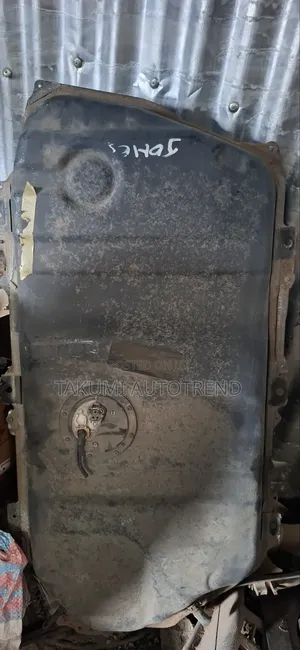 Toyota Ipsum Fuel Tank
