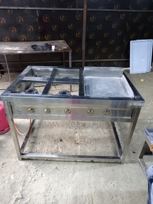 Combined Cooker With 4 Burner Cooker and Griddle