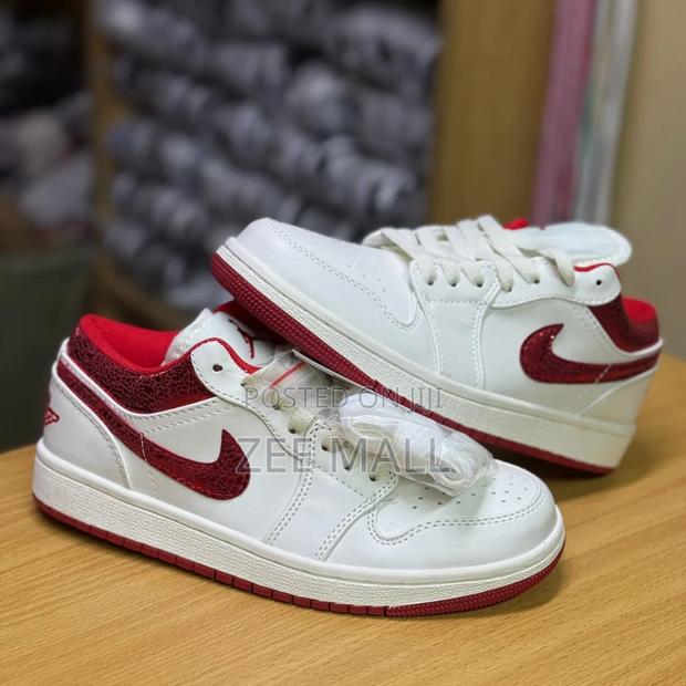 Air Jordan 1 Low Ruby W - thumbnail 3